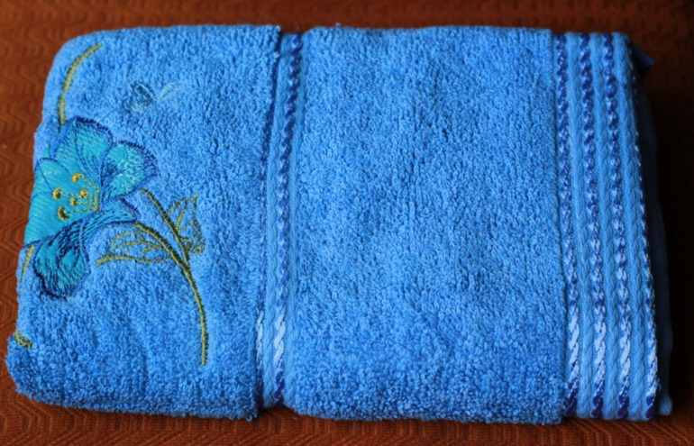 Продам полотенца.