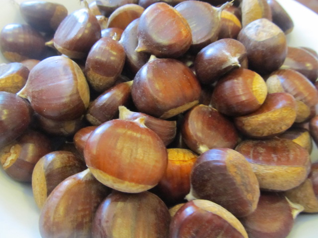 Осенний, ароматный суп с каштанами