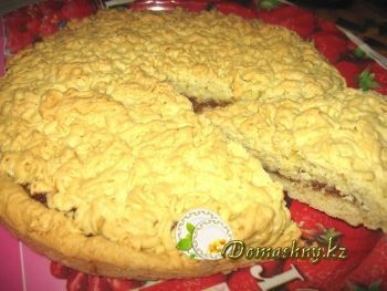Песочный пирог с яблочным джемом