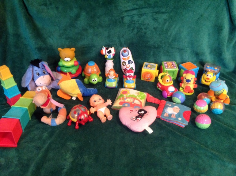 игрушки для малышей в идеале недорого