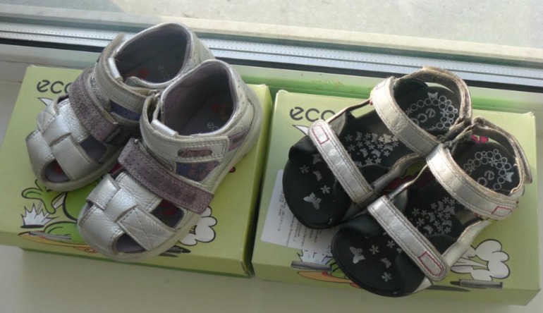 Сондали Ecco+ босоножки Ecco Цена 1000!!! Почта за мой счет!!!!