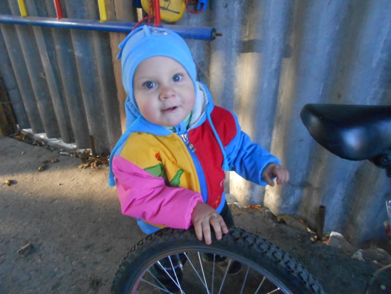 Мои детки! Кирилл 3 года 7 месяцев, и мои погодки Артем год и месяц и Полина 25 дней!