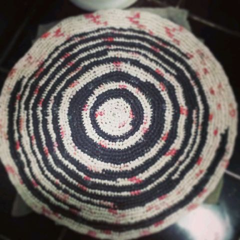 из полиэтиленовых пакетов