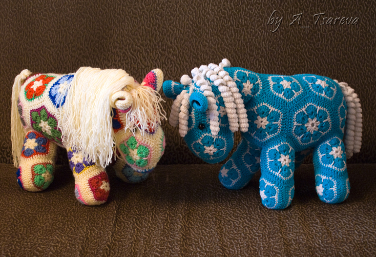 Я маленькая лошадка )))