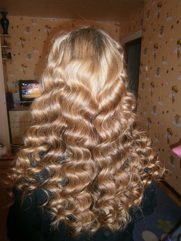 Бигиди бумеранги для создания эффектных кудряшек.