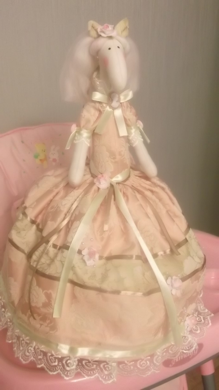 И снова грелка на чайник,но теперь лошадка)))