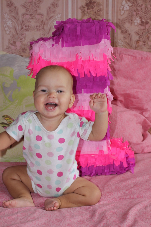 нук вот и нам годик!!!!!!