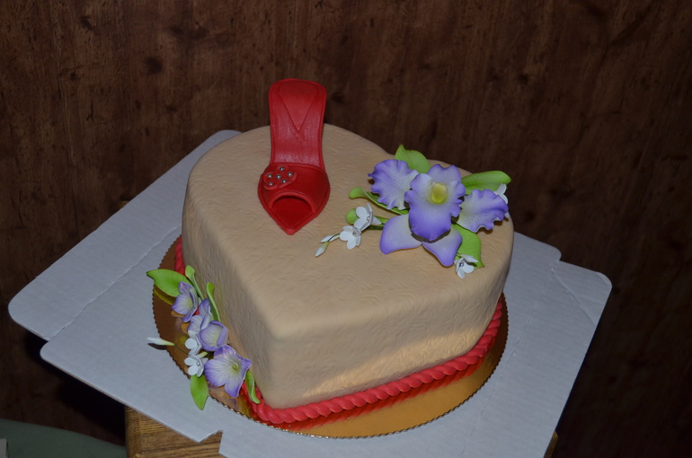 Женщине на ДР