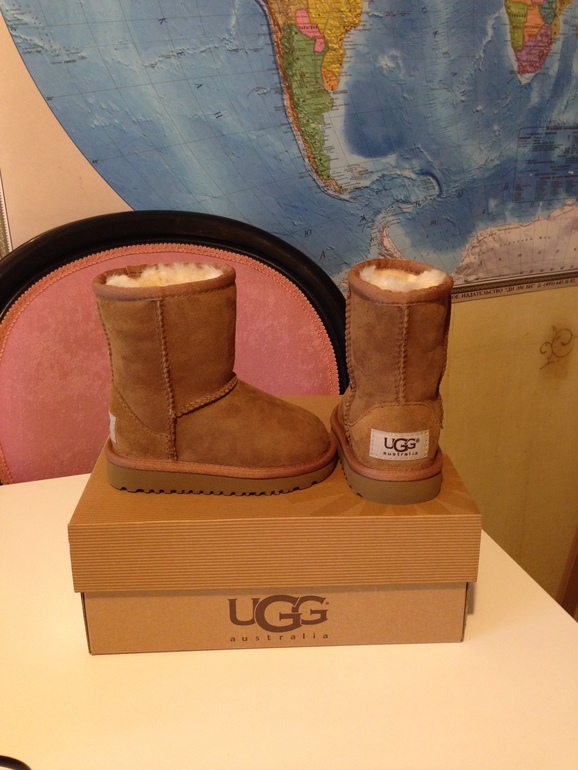 Новые UGG детские 22-23 размер