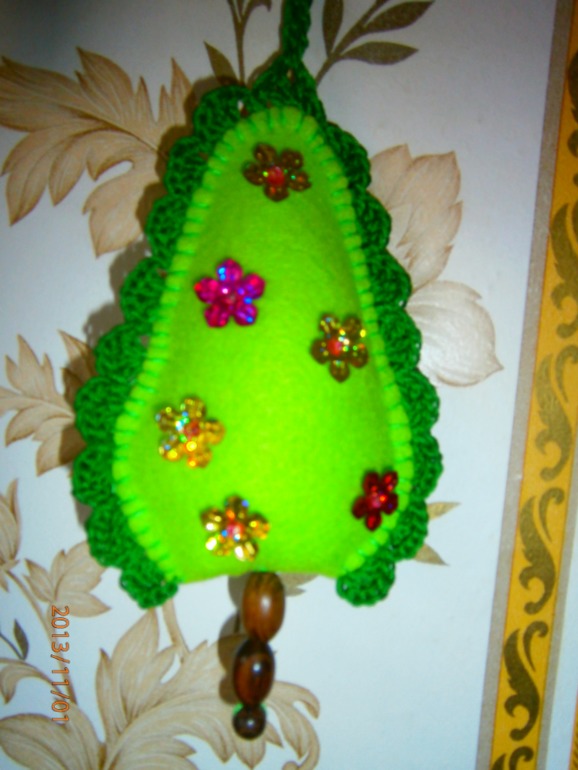 Новый год к нам мчится