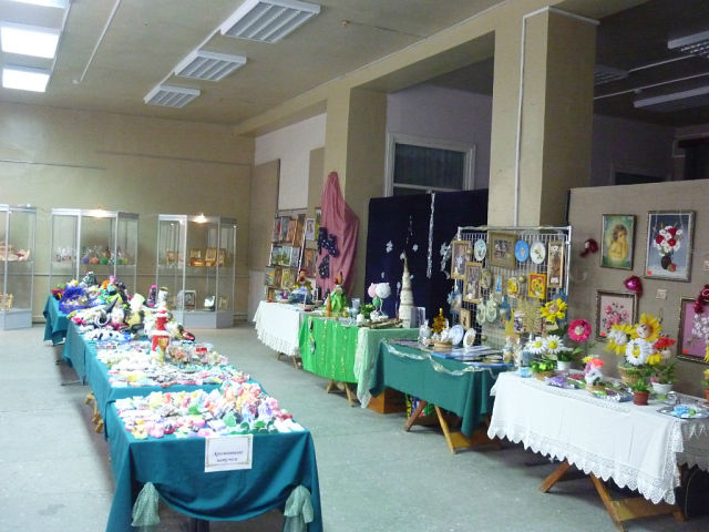 Выставка-ярмарка "Новогодний сувенир"