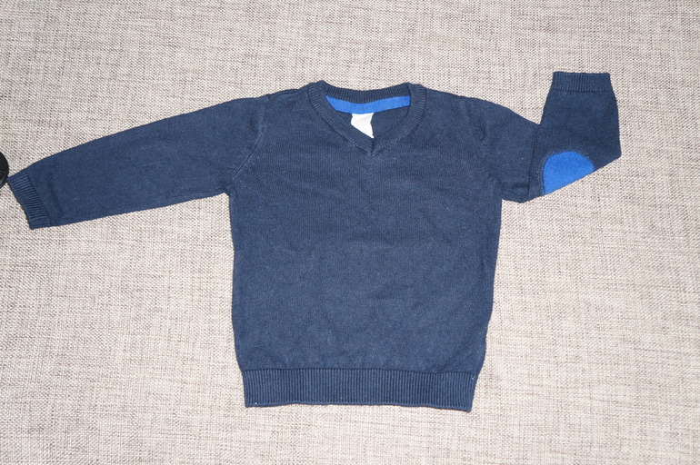 Одежда на мальчика H&M. 74 р Джинсы,Кардиганы