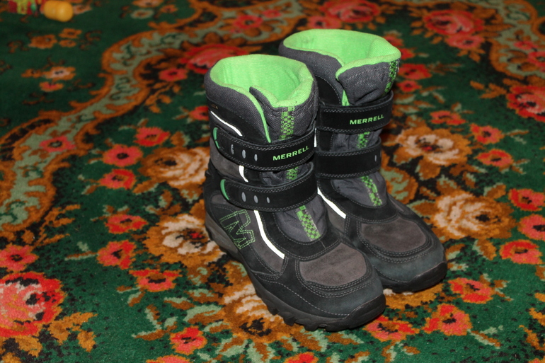 Обувь для мальчика (19-20.меховые пинетки 11 см) и 35-38 (KUOMA, Columbia и т.д.)