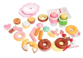 Деревянные игрушки-отличный подарок на любой праздник!