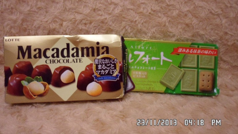 А у нас сегодня праздник - подарочки из Японии