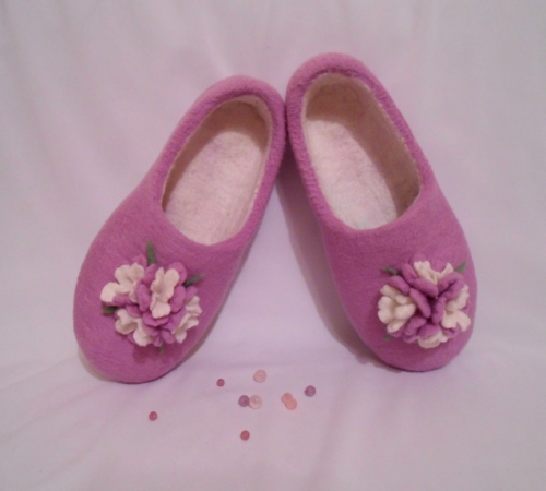 Нежные тапочки! У меня весна!