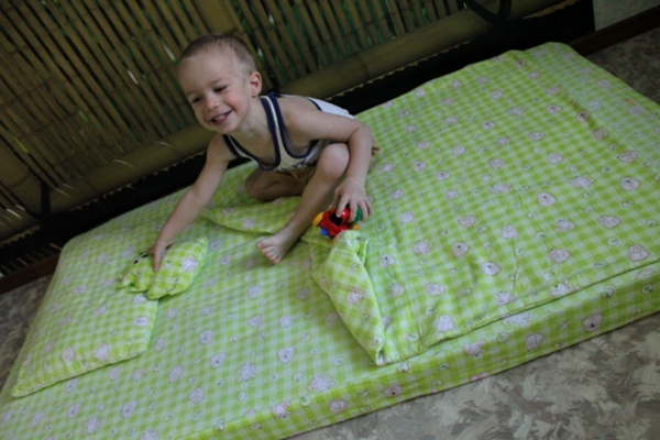 Ежики в листьях)