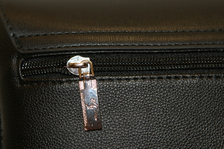 Мужская сумка KANGAROO KINGDOM. Цена: 1,500р.