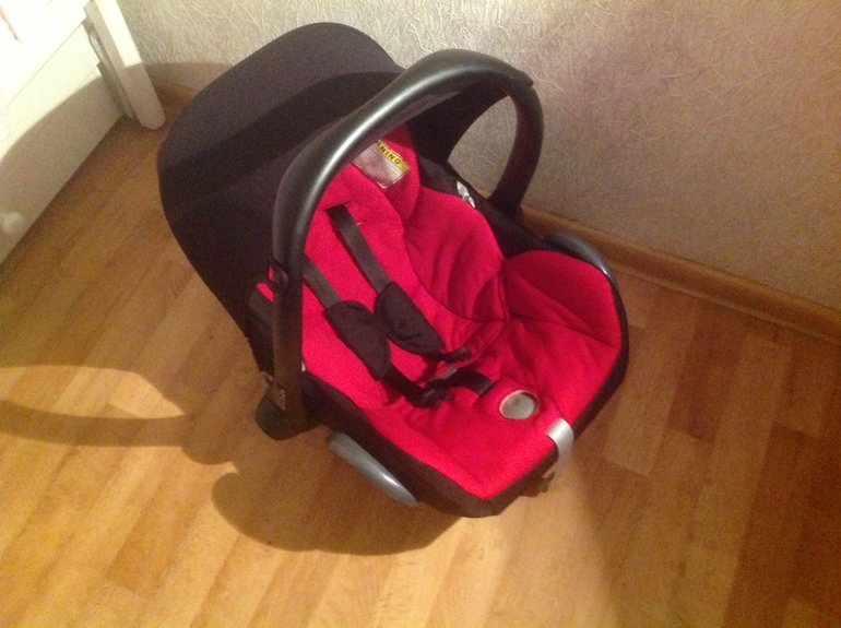 Продаю автокресло Maxi Cosi 0-13 кг