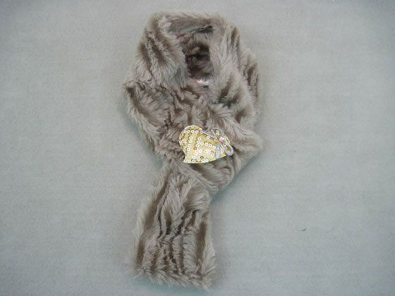 Ошейники и шарфики для маленьких модников и модниц.