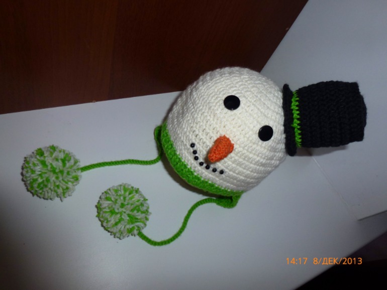 шапка снеговик