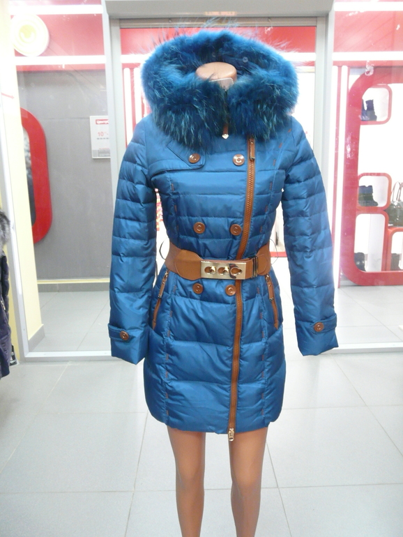 Женские Куртки Moncler, Elisabetta Franchi, Kadali и др.