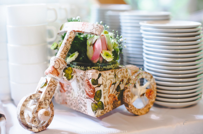 WEDDING CANDY BAR...