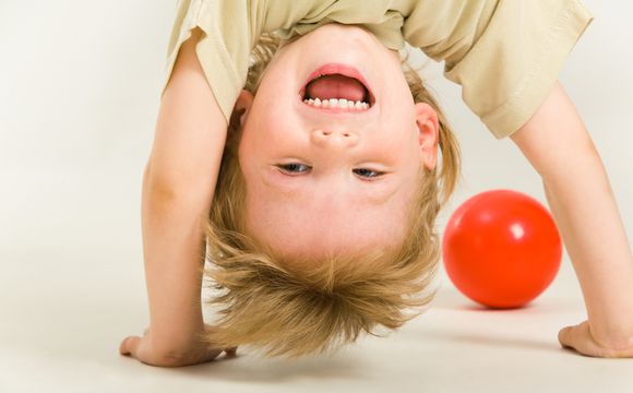 Гиперактивность у детей: лечение или правильное воспитание?