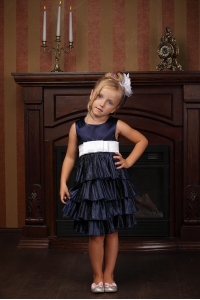 Красивое новое платье для любого праздника, рост 122-128