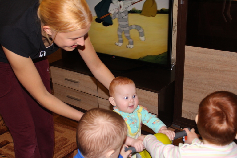 Флешмоб "Детки-погодки"