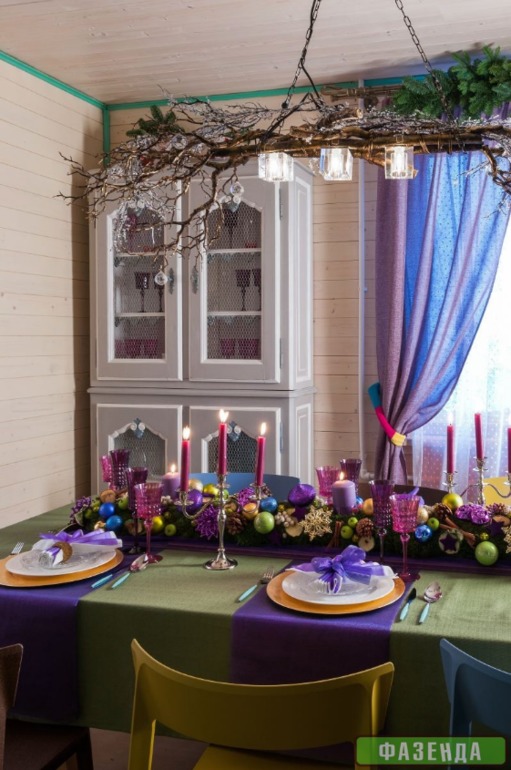 Веселый интерьер, но такой яркий. А вам как?