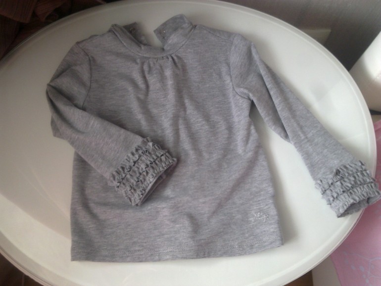 Штанишки сарабанда 600, водолазка майораль 400, кофта babe&tess; 600