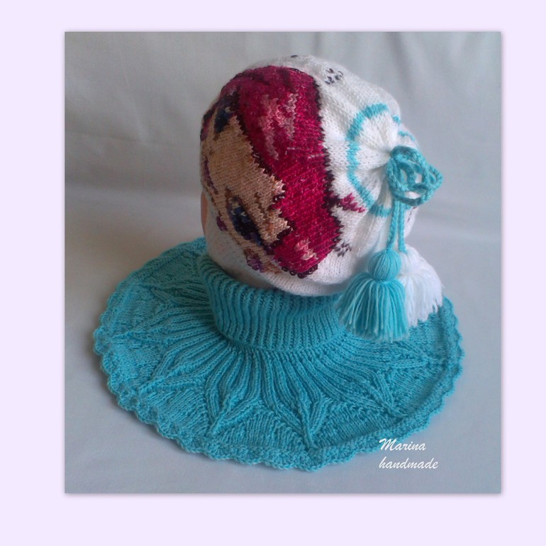 Шапочка "Винкс. Текна" и манишка для девочки на зиму.