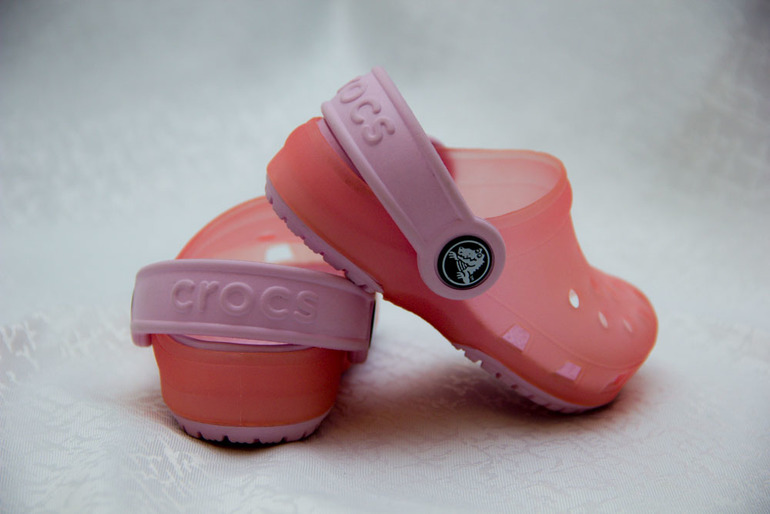 Обувь для девочки Crocs, сандалики 19-20 размер