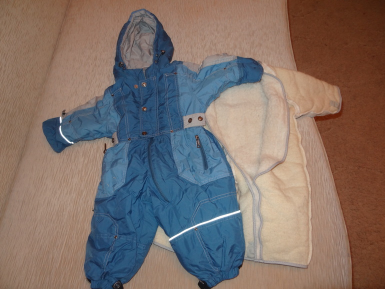 Продам комбинезон ШАЛУНЫ на мальчика 74 размера