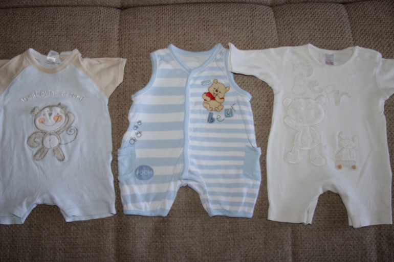 очень много фирменной одежды для девочки