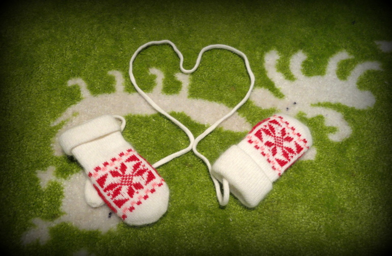 шапочки и краги ( новое и бу в идеале)