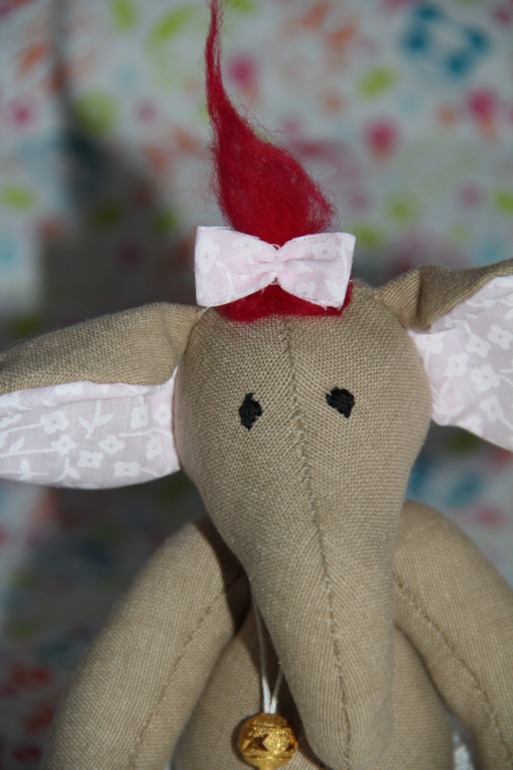 СЛОНИКИ...на выставку...