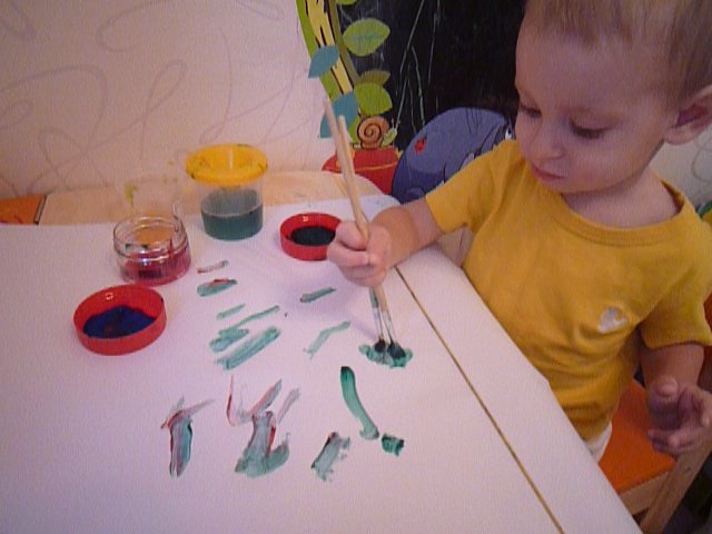 Наши игрушки от 8 месяцев и до года восьми месяцев