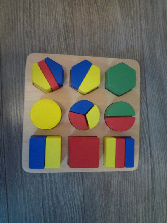 Наши игрушки от 8 месяцев и до года восьми месяцев