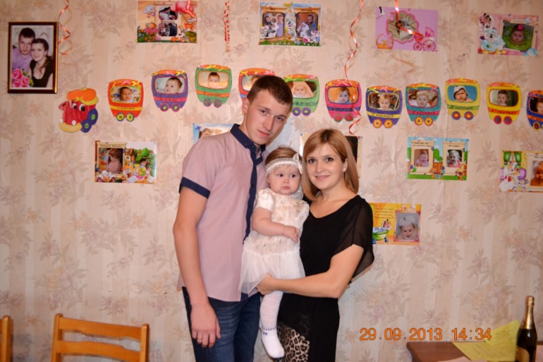 Наше ГОДОВАСИЕ))) Нашей Лизоньке 1 год)