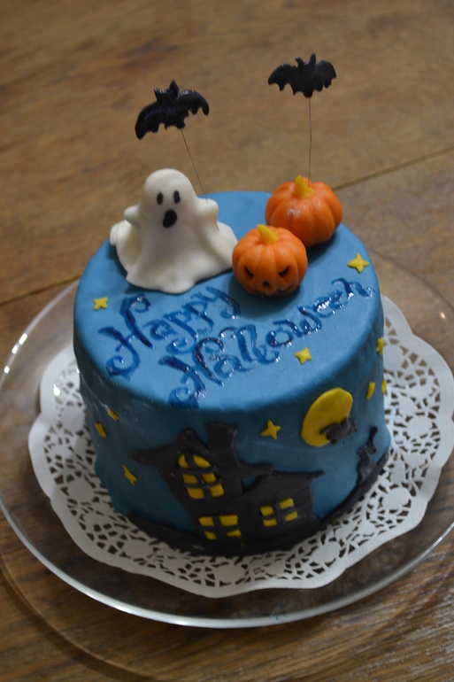 Детские тортики и сахарные фигурки