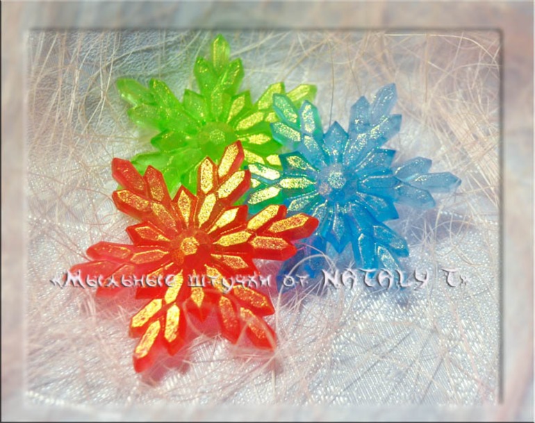 Снегурочки, Деды Морозики и немного снежинок)))