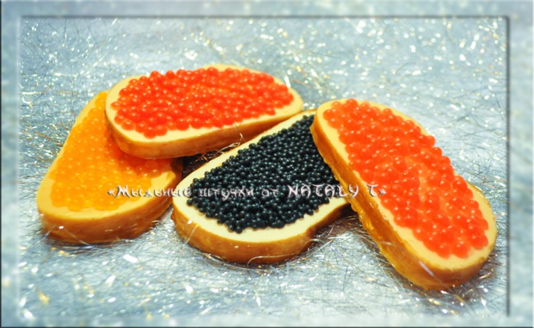 Новый год к нам мчится......)))