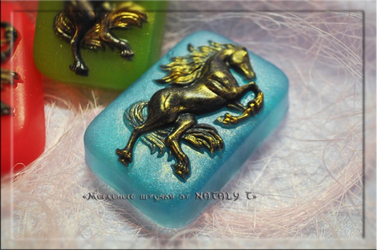 Новые лошадки)))