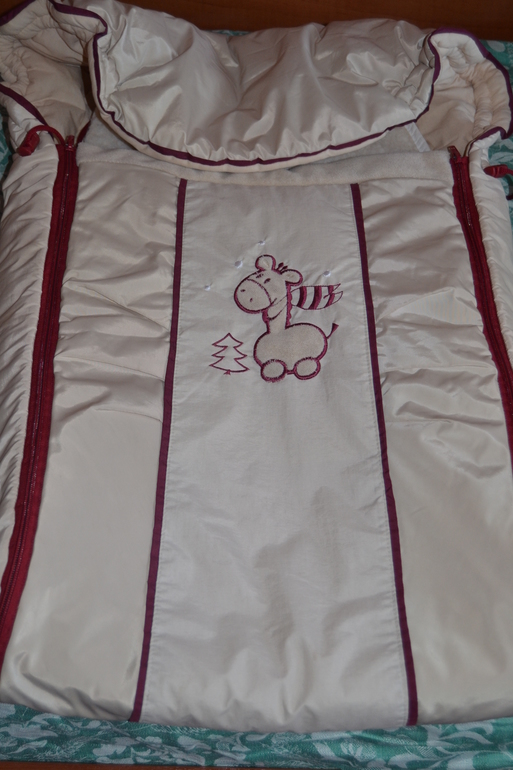 Зимний унисекс конверт -600р. Комбинезон флисовый Mothercare 3-6 мес.-850р.