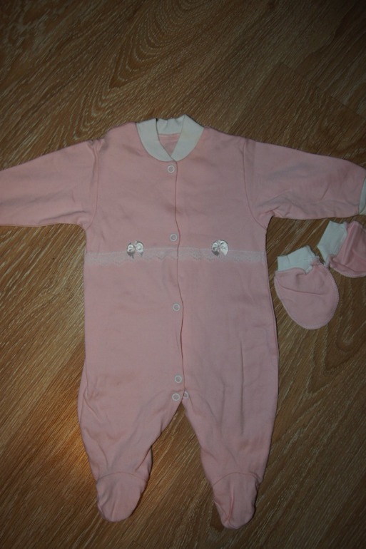 для девочки от рождения до 1,5 годика все сезоны