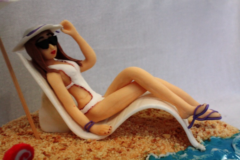 Море Солнце Пляж и вместо 25 опять 18