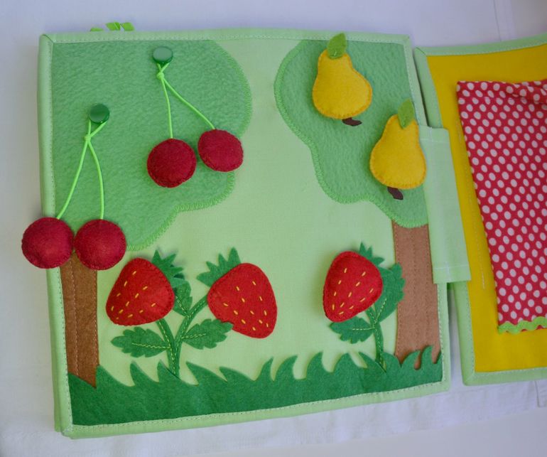 Именная развивающая книжечка)