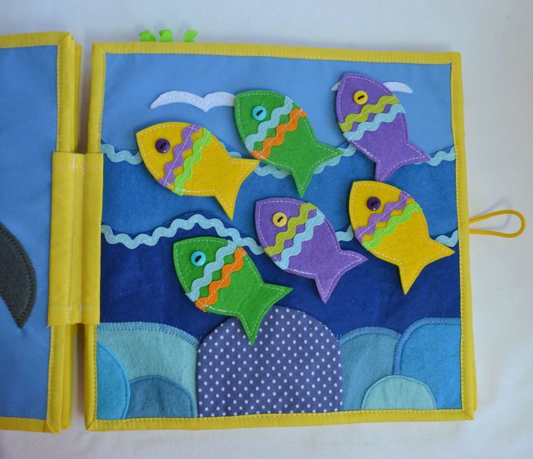 Именная развивающая книжечка)